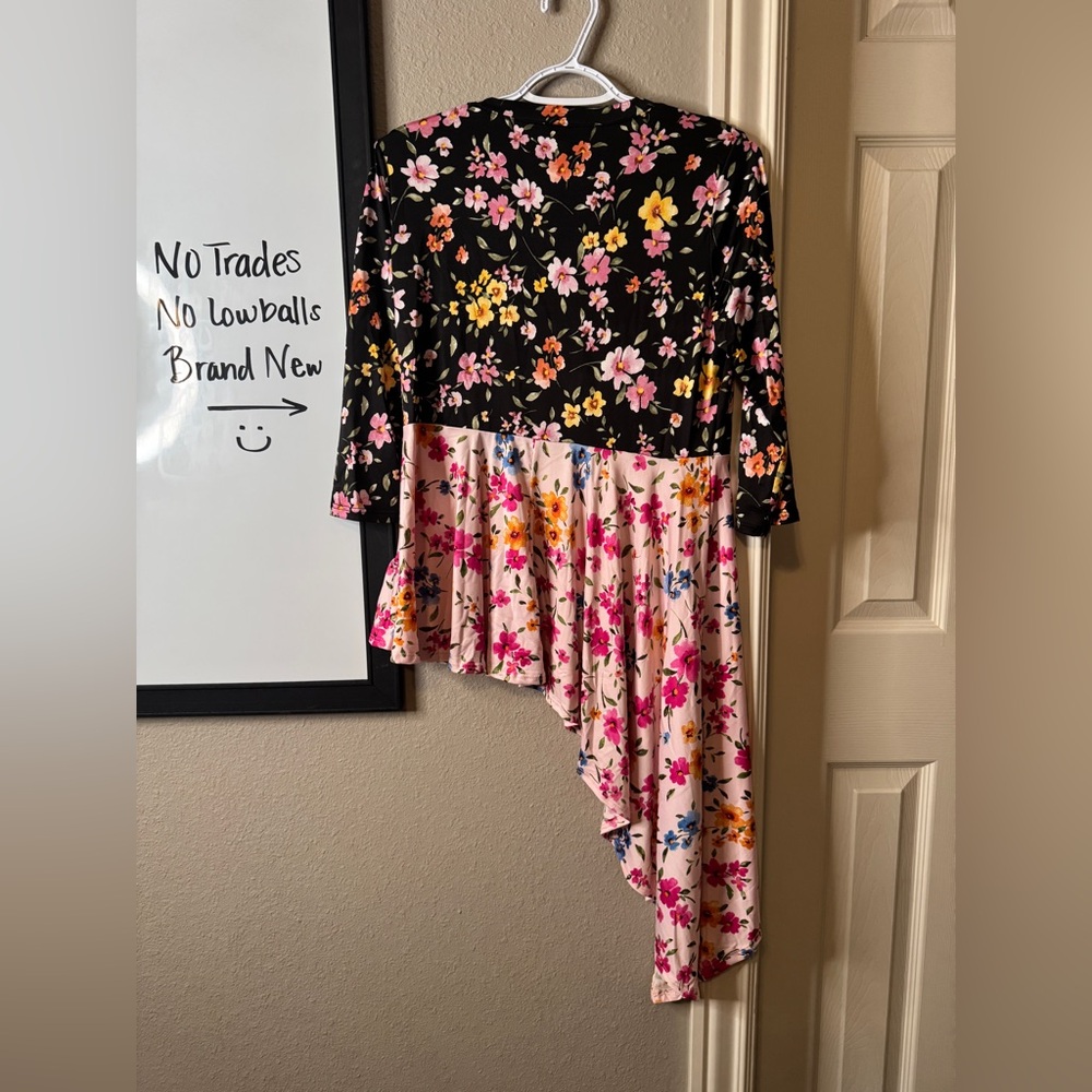 Floral Asymmetrical Women's Top - Picture 2 of 3